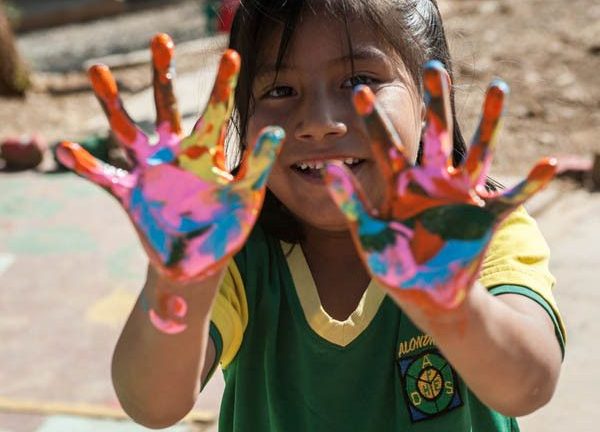 Projetos de voluntariado Earlybird verão Bolívia crianças jovens comunidade